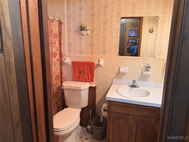 2775 Pelzer Avenue, Montgomery, AL 36109