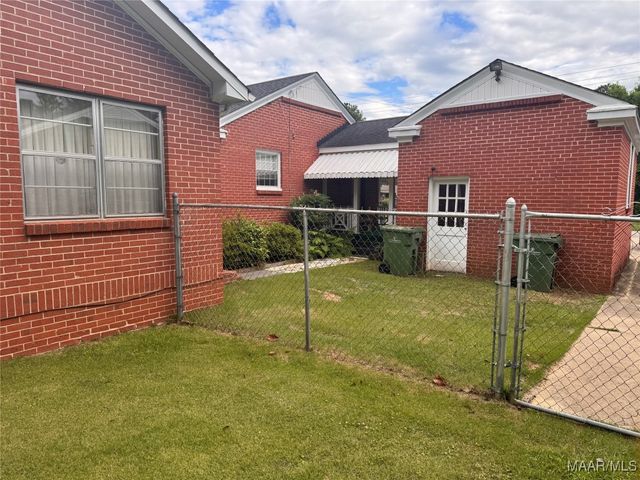 2775 Pelzer Avenue, Montgomery, AL 36109