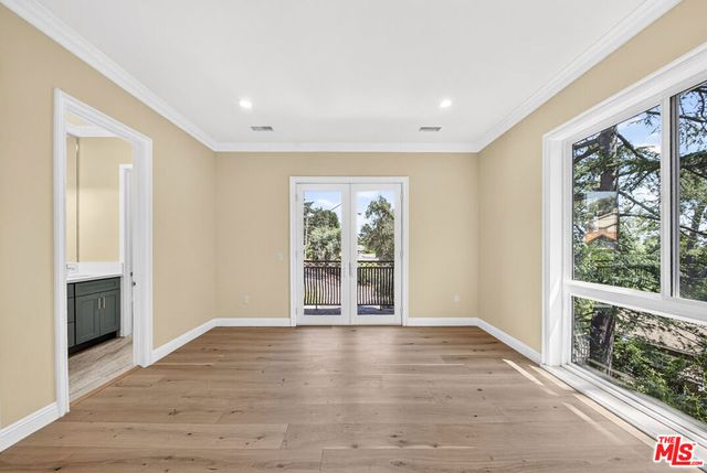 4897 Rosemont Avenue, La Crescenta, CA 91214