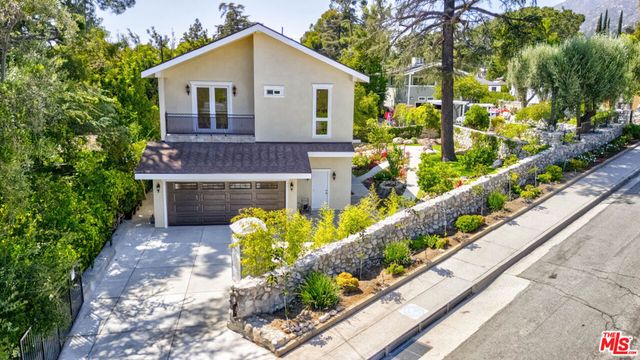 4897 Rosemont Avenue, La Crescenta, CA 91214