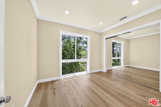 4897 Rosemont Avenue, La Crescenta, CA 91214