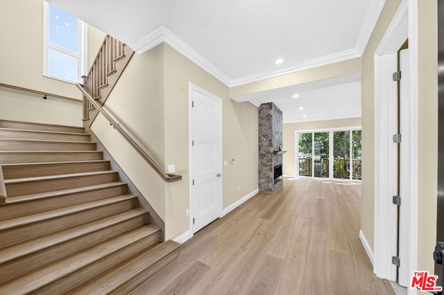 4897 Rosemont Avenue, La Crescenta, CA 91214
