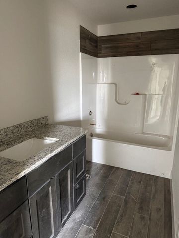 305 E Copper Leaf Drive, Siloam Springs, AR 72761