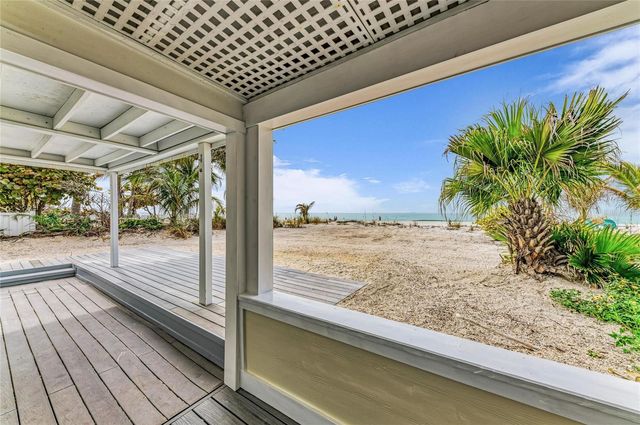 3007 AVENUE F, Holmes Beach, FL 34217