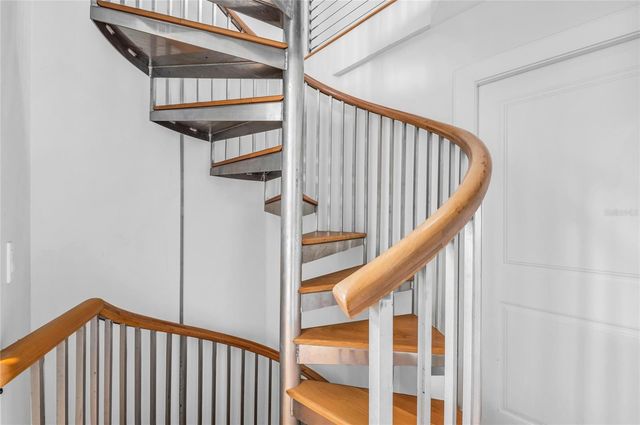 3007 AVENUE F, Holmes Beach, FL 34217