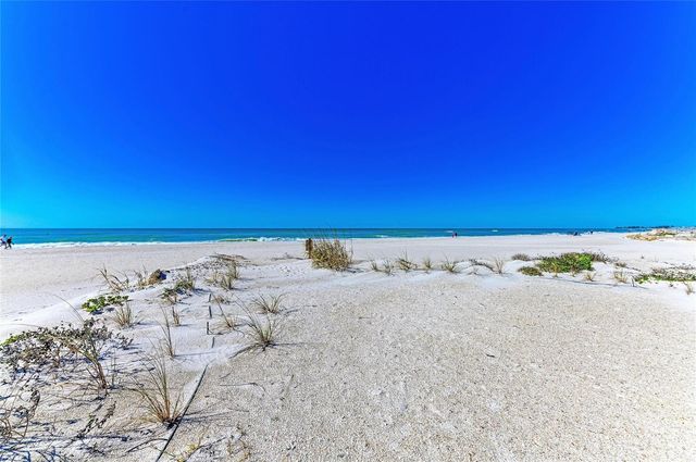 3007 AVENUE F, Holmes Beach, FL 34217