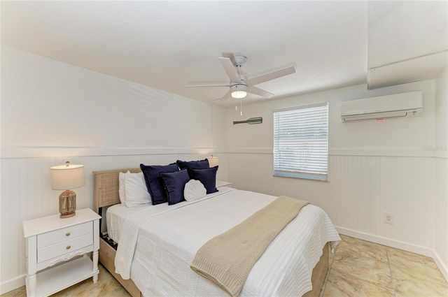 3007 AVENUE F, Holmes Beach, FL 34217