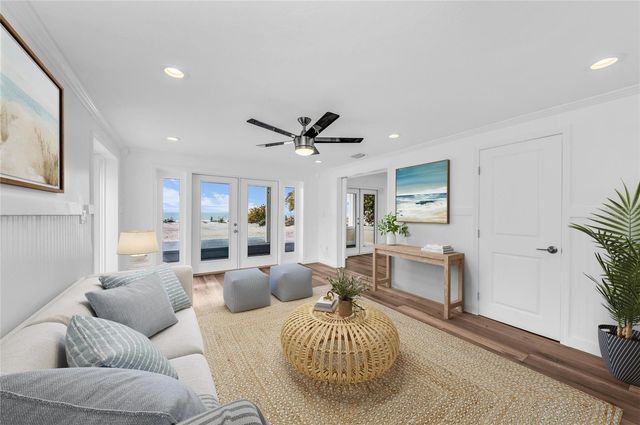 3007 AVENUE F, Holmes Beach, FL 34217