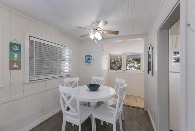 3007 AVENUE F, Holmes Beach, FL 34217