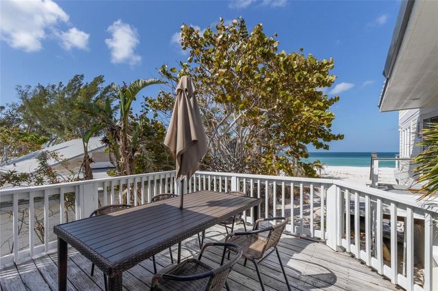 3007 AVENUE F, Holmes Beach, FL 34217