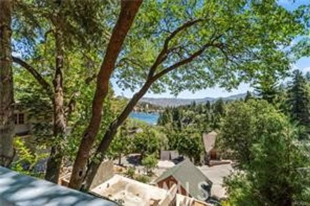 28810 Cedar, Lake Arrowhead, CA 92352