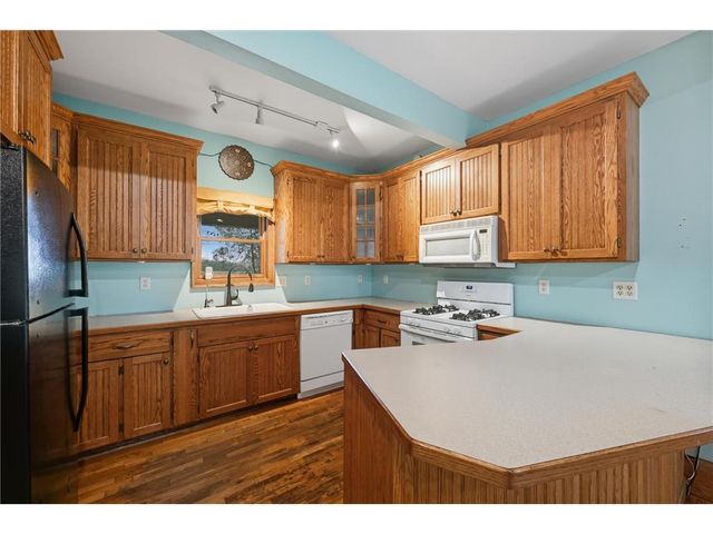 9085 Acorn Avenue, Plato, MN 55370