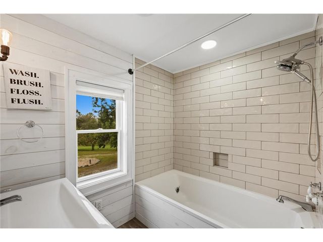 9085 Acorn Avenue, Plato, MN 55370