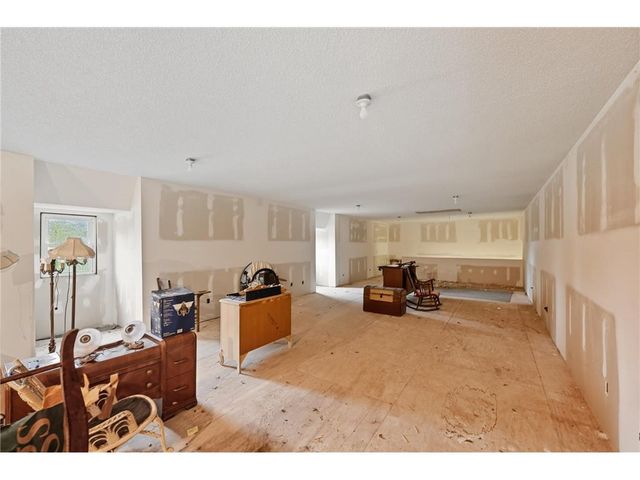 9085 Acorn Avenue, Plato, MN 55370