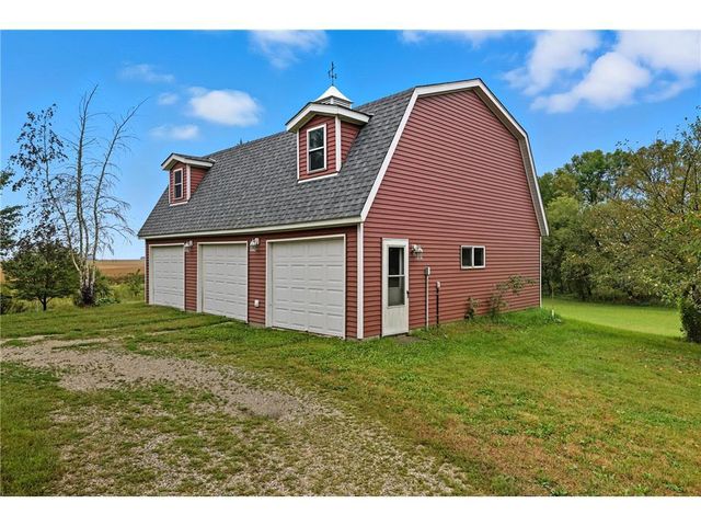 9085 Acorn Avenue, Plato, MN 55370