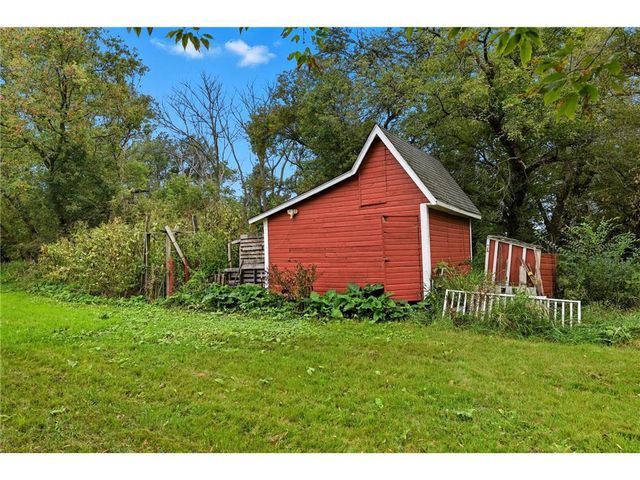 9085 Acorn Avenue, Plato, MN 55370