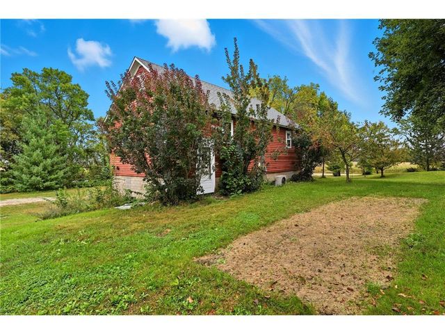 9085 Acorn Avenue, Plato, MN 55370