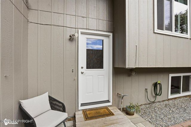 3151 Draco Drive, Anchorage, AK 99502