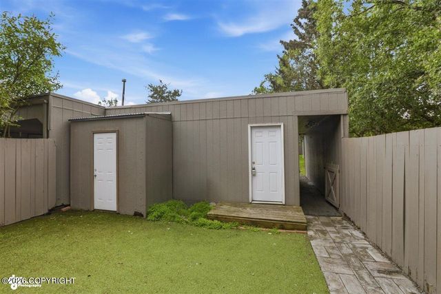 3151 Draco Drive, Anchorage, AK 99502