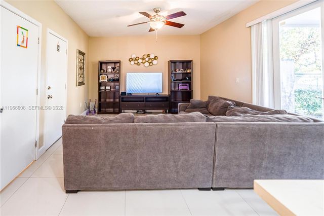 341 NW 153rd Ln, Pembroke Pines, FL 33028