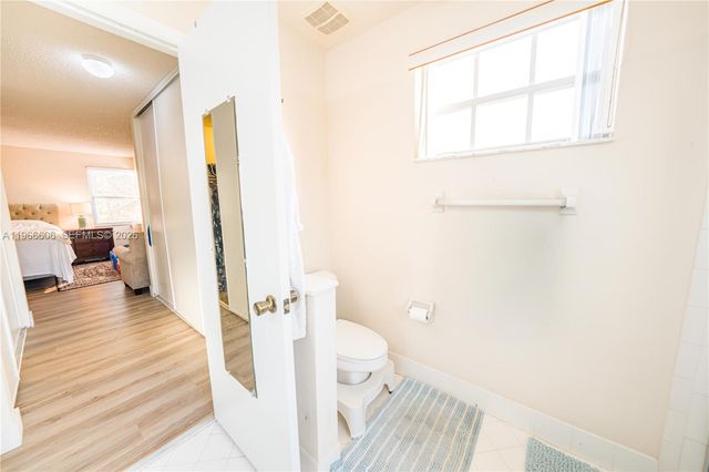 341 NW 153rd Ln, Pembroke Pines, FL 33028