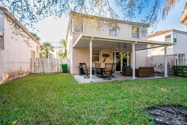 341 NW 153rd Ln, Pembroke Pines, FL 33028
