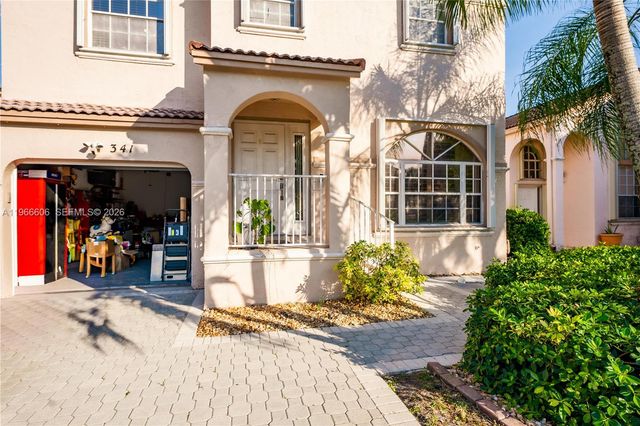 341 NW 153rd Ln, Pembroke Pines, FL 33028