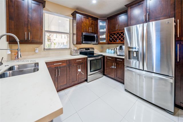 341 NW 153rd Ln, Pembroke Pines, FL 33028