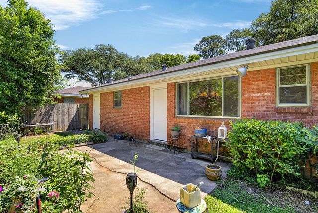 2026 Bermuda Street, Shreveport, LA 71105