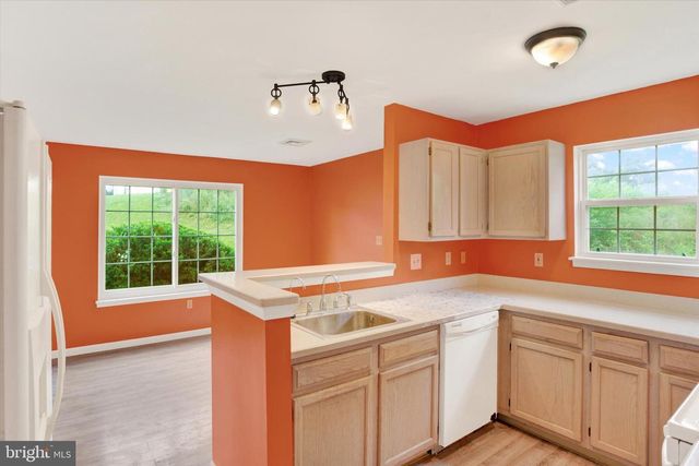 6262 S HIGHLANDS CIR, Harrisburg, PA 17111