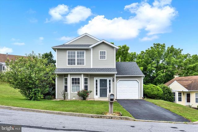 6262 S HIGHLANDS CIR, Harrisburg, PA 17111