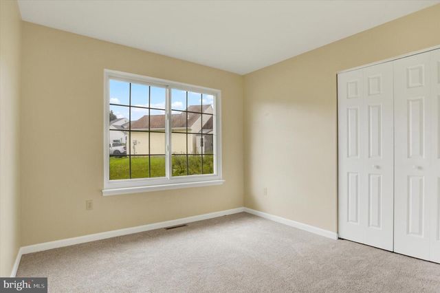 6262 S HIGHLANDS CIR, Harrisburg, PA 17111