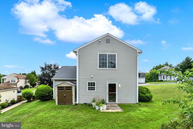 6262 S HIGHLANDS CIR, Harrisburg, PA 17111
