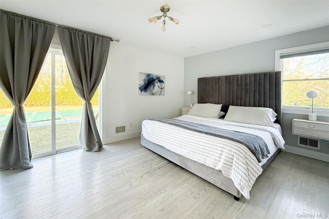 121 Ponquogue Avenue, Hampton Bays, NY 11946