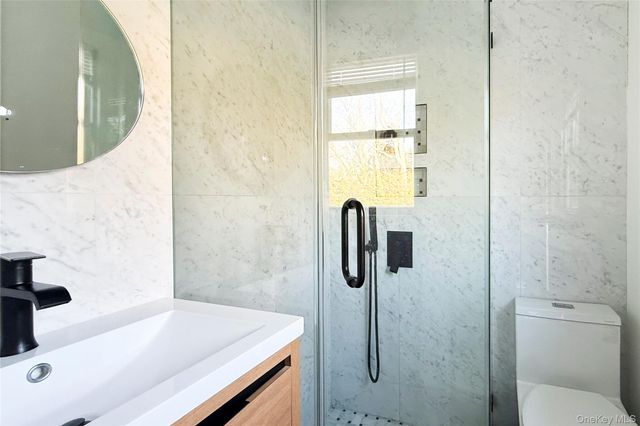 121 Ponquogue Avenue, Hampton Bays, NY 11946