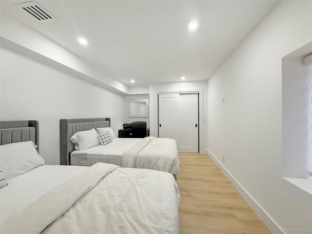 121 Ponquogue Avenue, Hampton Bays, NY 11946