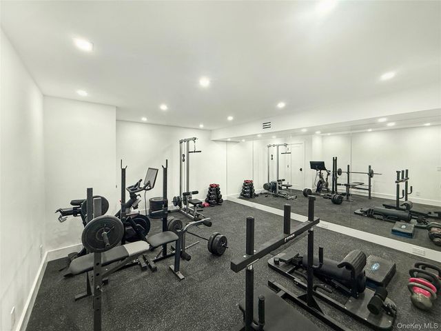 121 Ponquogue Avenue, Hampton Bays, NY 11946