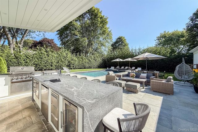 121 Ponquogue Avenue, Hampton Bays, NY 11946