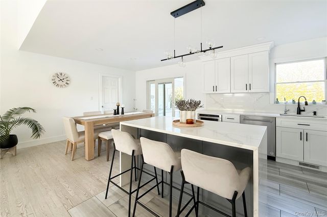 121 Ponquogue Avenue, Hampton Bays, NY 11946