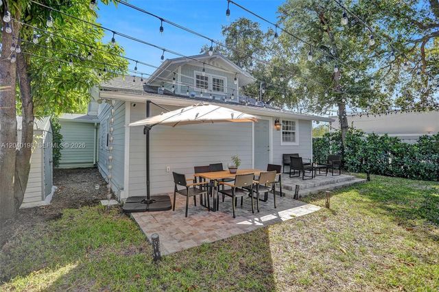 421 NE 70th ST, Miami, FL 33138