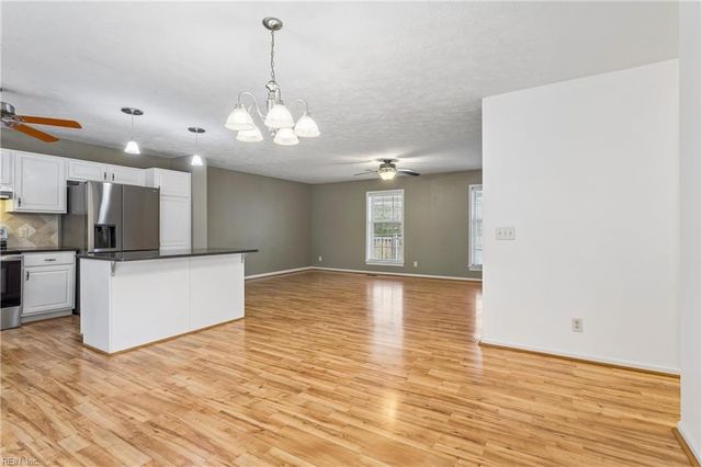 6525 Hickory Knoll RD, Gloucester, VA 23061