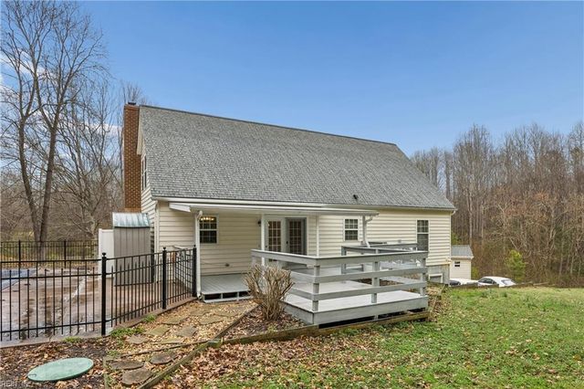 6525 Hickory Knoll RD, Gloucester, VA 23061