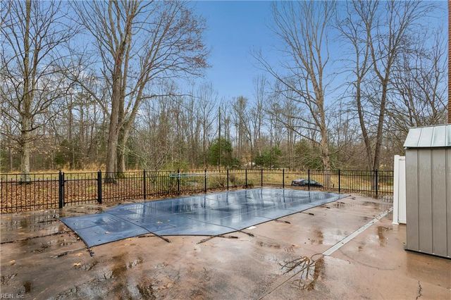 6525 Hickory Knoll RD, Gloucester, VA 23061