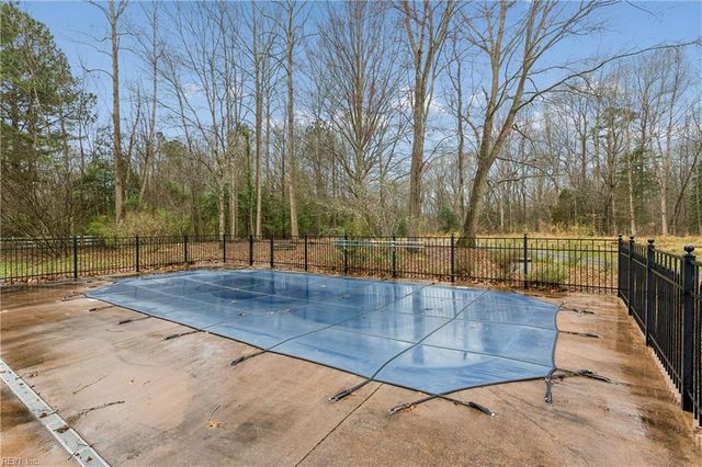 6525 Hickory Knoll RD, Gloucester, VA 23061