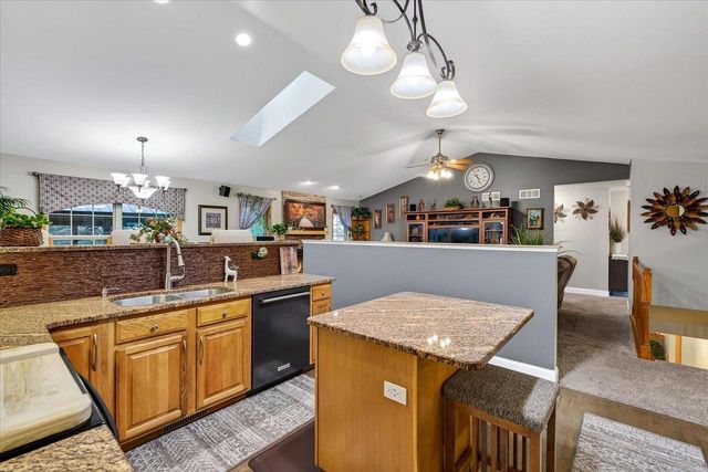 3215 Conservancy Estates Lane, Sun Prairie, WI 53590