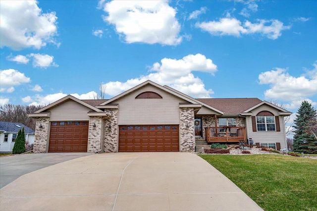 3215 Conservancy Estates Lane, Sun Prairie, WI 53590