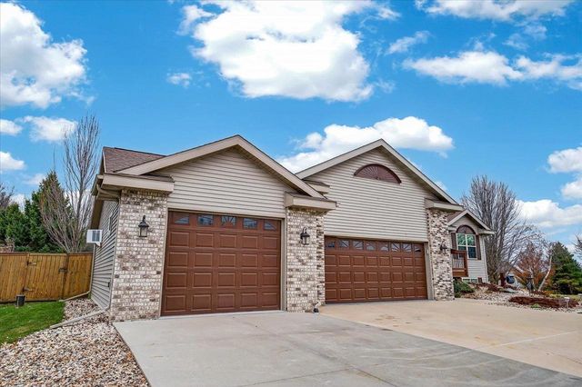 3215 Conservancy Estates Lane, Sun Prairie, WI 53590