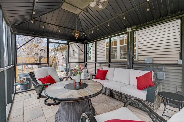 3215 Conservancy Estates Lane, Sun Prairie, WI 53590