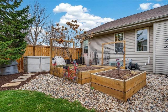 3215 Conservancy Estates Lane, Sun Prairie, WI 53590