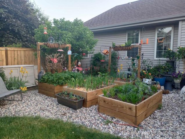 3215 Conservancy Estates Lane, Sun Prairie, WI 53590